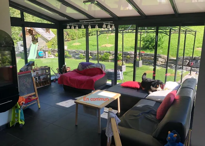 Etage Independant * Grone