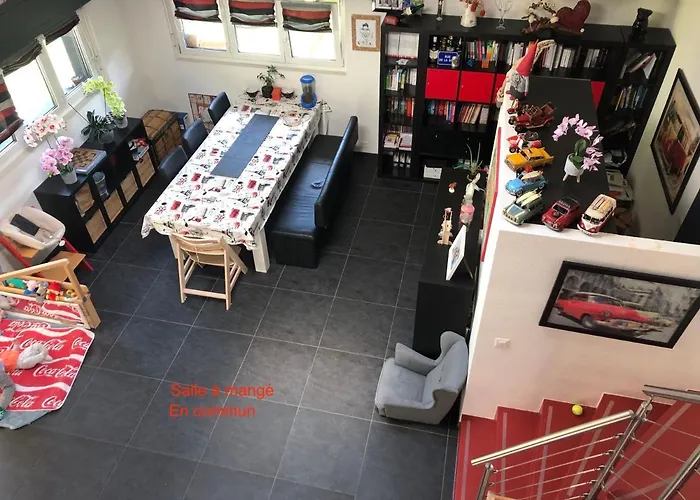 Etage Independant Homestay