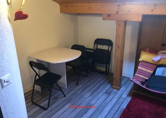 Etage Independant * Grone